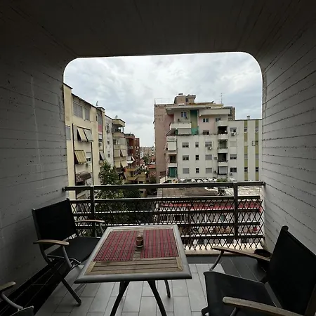 公寓 Diem Near Pazari I Ri 地拉那